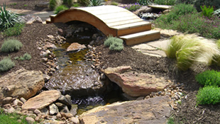 HOMEFIELD Water Features